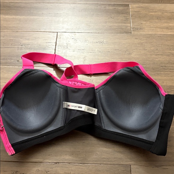 Victorias Secret Knockout VSX Front Zip Close - size 34D.  High impact - Picture 6 of 6